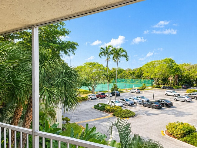 Building Photo - 10777 W Sample Rd