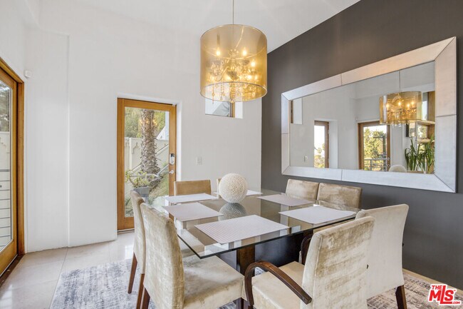 Building Photo - 1929 N Curson Ave