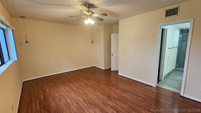 Building Photo - 4644 NW 90th Ave