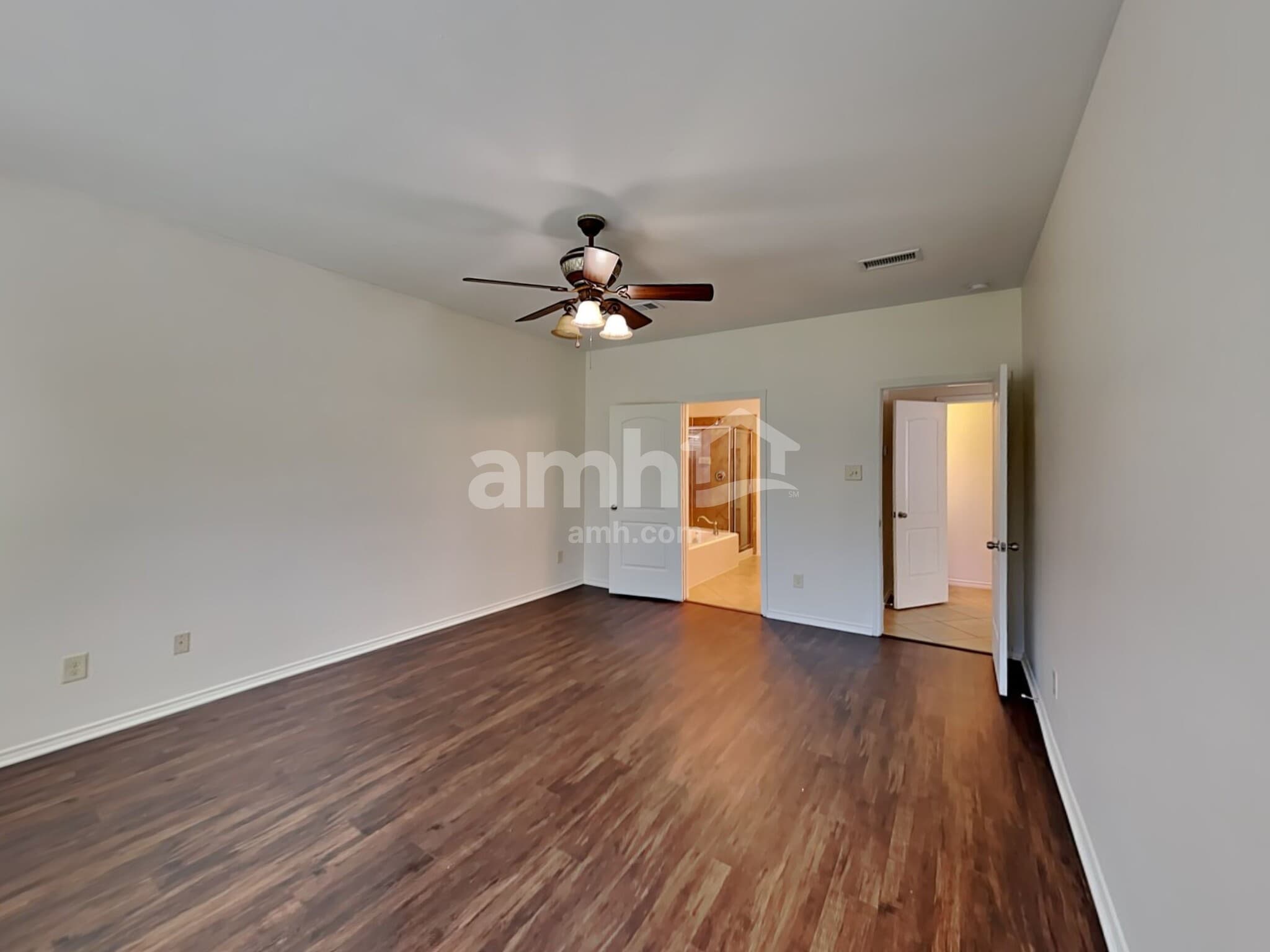 Building Photo - 1323 Laura Hills Ln