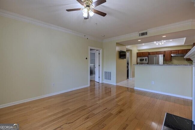 Building Photo - 3275 Lenox Rd NE