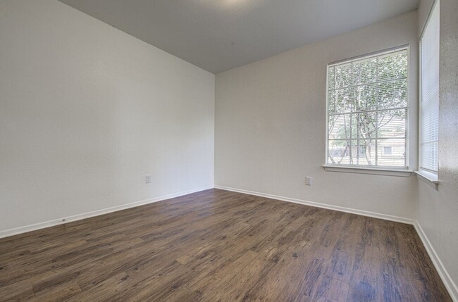 Building Photo - 8120 West Gate Blvd