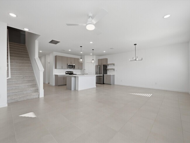Building Photo - 359 W Rose Marie Ln
