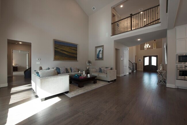 Building Photo - 7 Yellowstar Ct