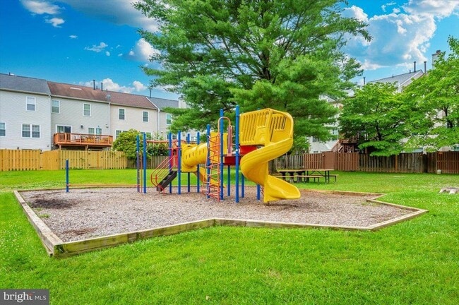 Building Photo - 11 Lazy Hollow Way