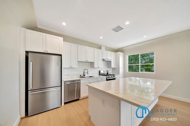 Building Photo - 2800 Winter St