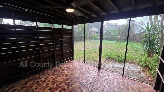 Building Photo - 1621 Huntington St