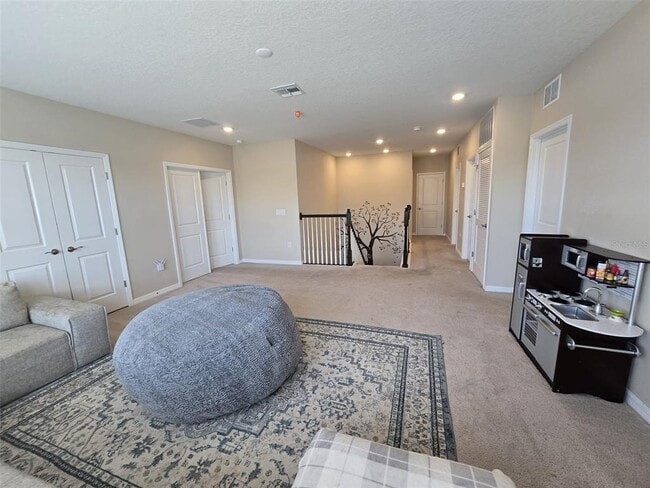 Building Photo - 10912 Honor Rd