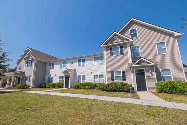 Building Photo - 100 Shellbark Way