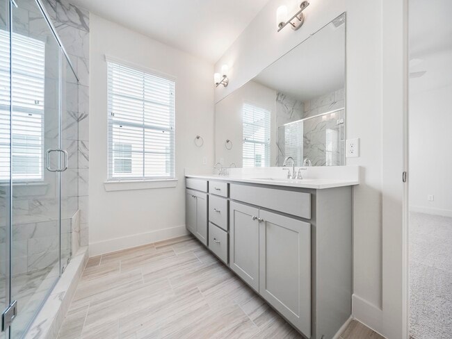 Building Photo - 2007 Bauer Dr