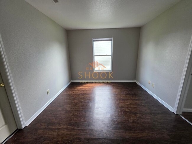 Building Photo - 3BR/2BA HOME IN LAFAYETTE'S SOUTH SIDE