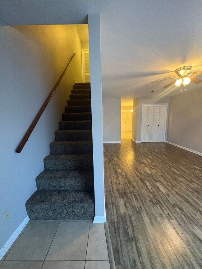 Building Photo - Daleville!   Close to the FT.  Rucker Gate!!!    LVP DOWNSTAIRS