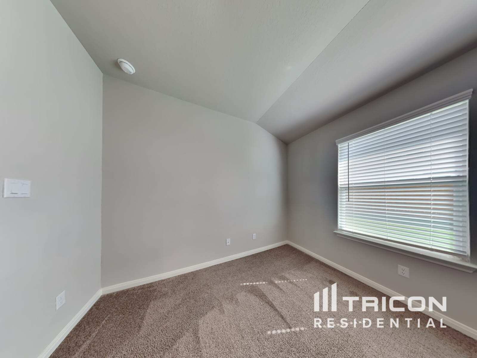 Building Photo - 5803 Zoey Wy