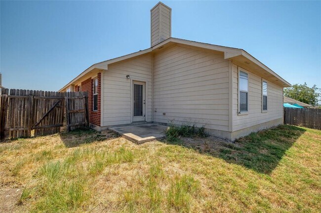 Building Photo - 1538 Haynie Bend