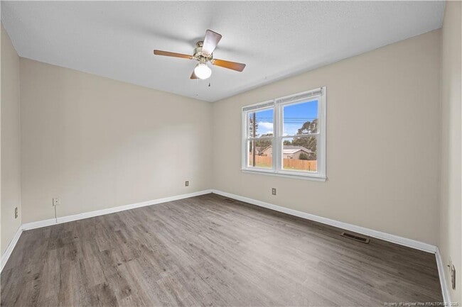 Building Photo - 6309 Cicada St