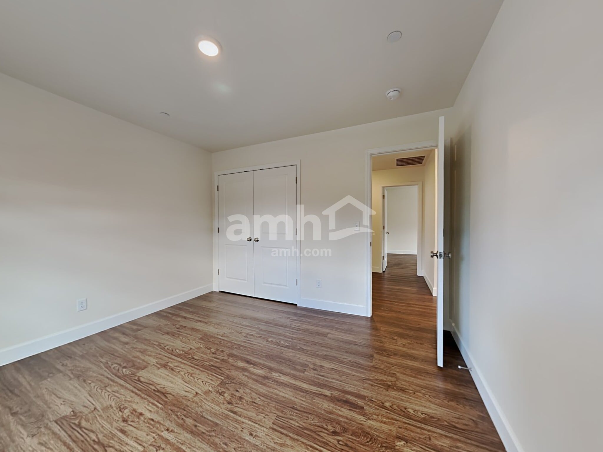 Building Photo - 10601 136th St Ct E