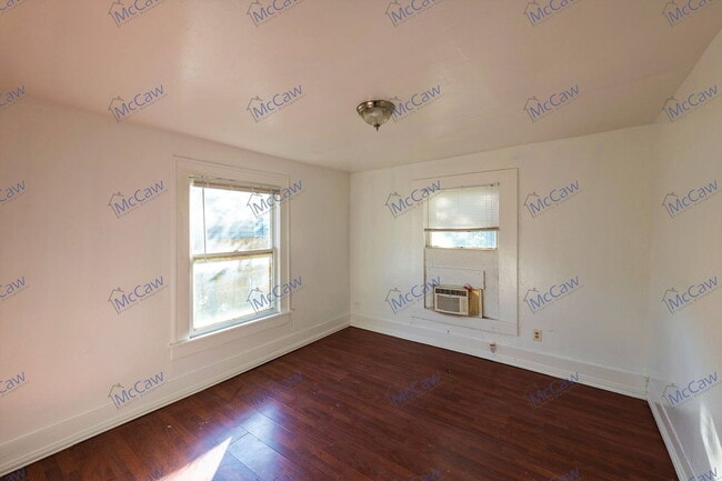 Building Photo - 1310 Harrison St
