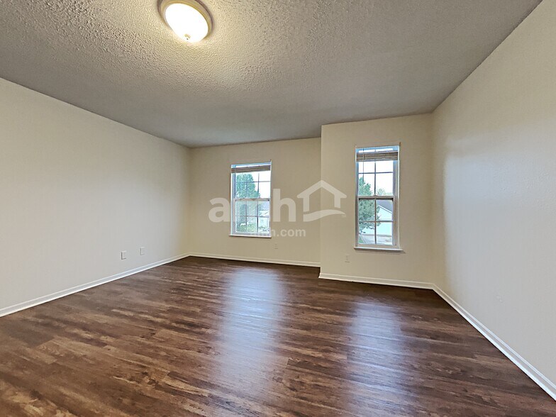 Building Photo - 3122 Earlswood Ln