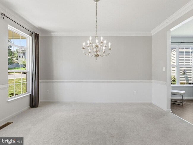 Building Photo - 9477 Bankhead Dr
