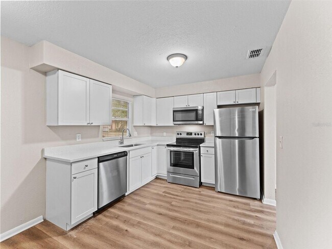 Building Photo - 1602 E New Orleans Ave