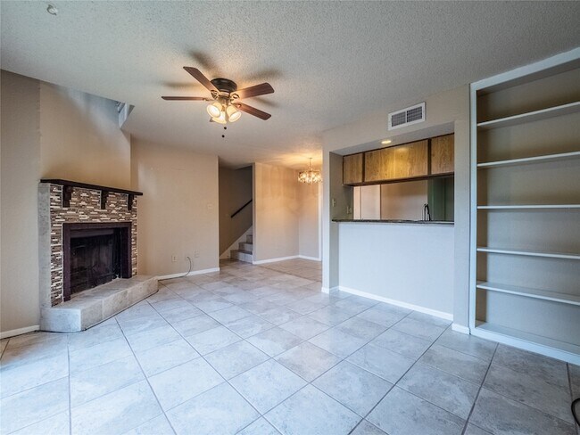 Building Photo - 1500 Bay Area Blvd