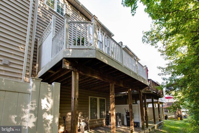 Building Photo - 1506 Penzance Way