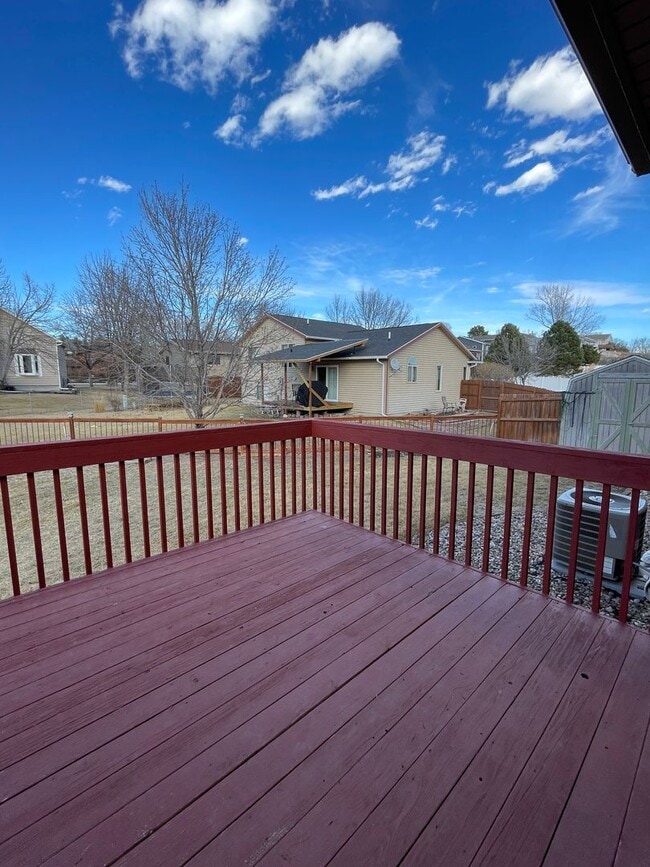 Building Photo - Spacious 4-Bedroom, 3-Bathroom House for Rent