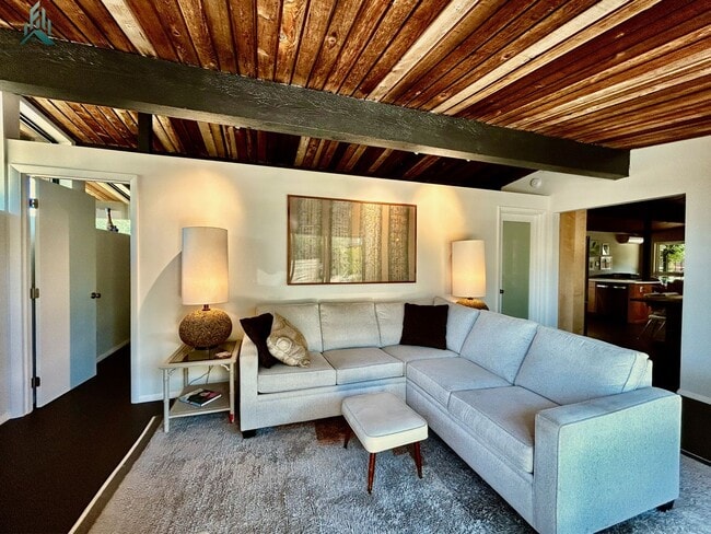 Building Photo - Mid-century Modern Single-family Home for ...