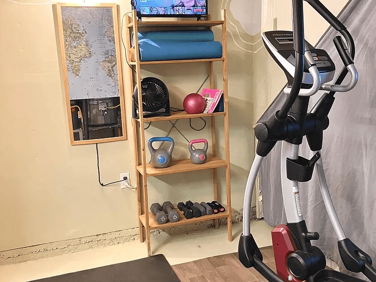 Shared Garage - 4409 SE 89th Ave