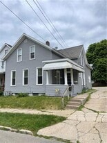 Building Photo - 2911 Cochran St