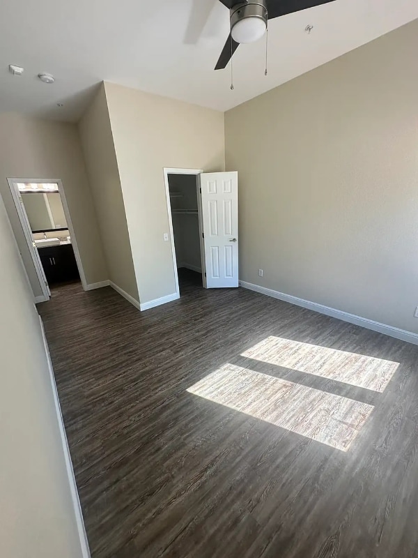 Building Photo - 616 City Ctr Wy