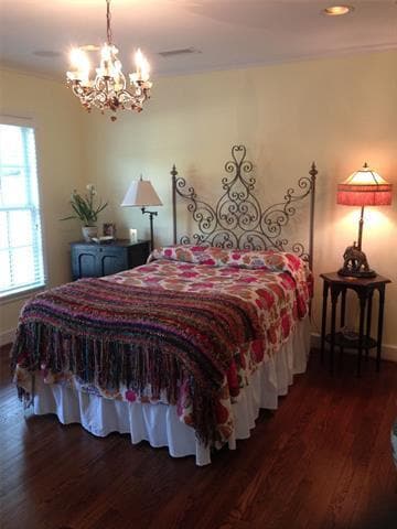 Building Photo - 821 Newell Ave