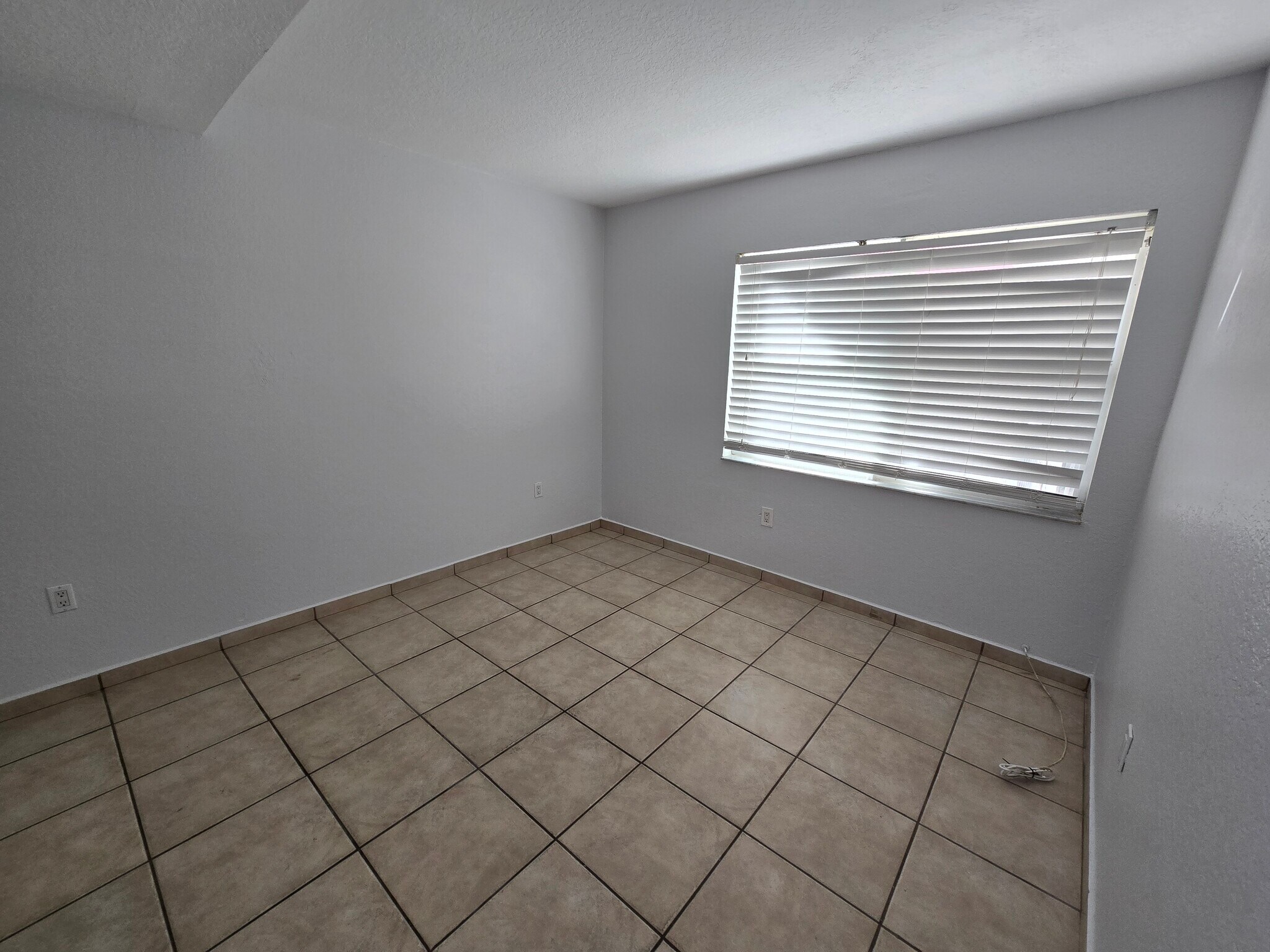 Building Photo - 2270 W 54th Pl