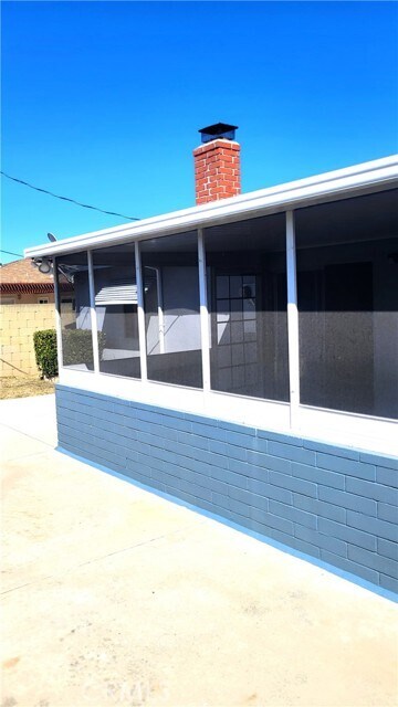 Building Photo - 1427 W 242nd Pl