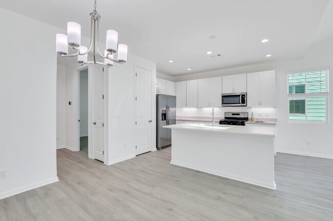 Building Photo - 165 Salty Fin Dr