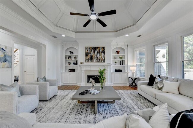 Building Photo - 8330 Royal Melbourne Way