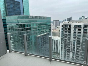 Building Photo - 300 Biscayne Blvd