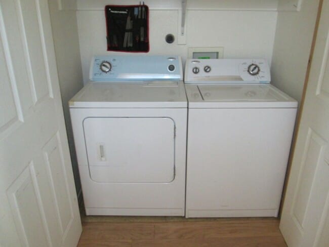 Building Photo - Cute Casita Close to Downtown/Old Town/Saw...