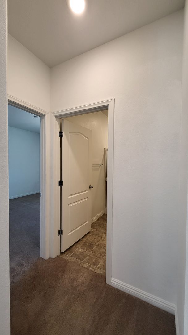 Building Photo - TESORA PAHRUMP - E. Summit Avenue