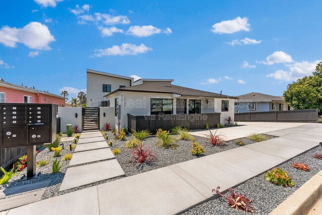 Building Photo - 2722 Nye St