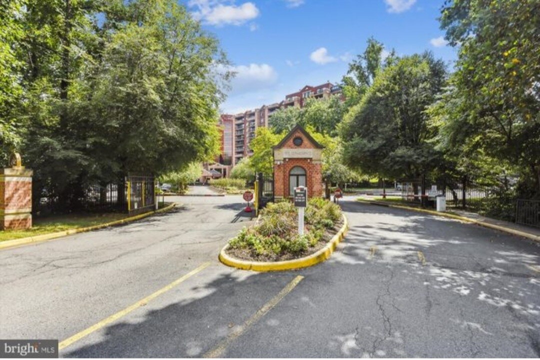Building Photo - 2230 George C Marshall Dr