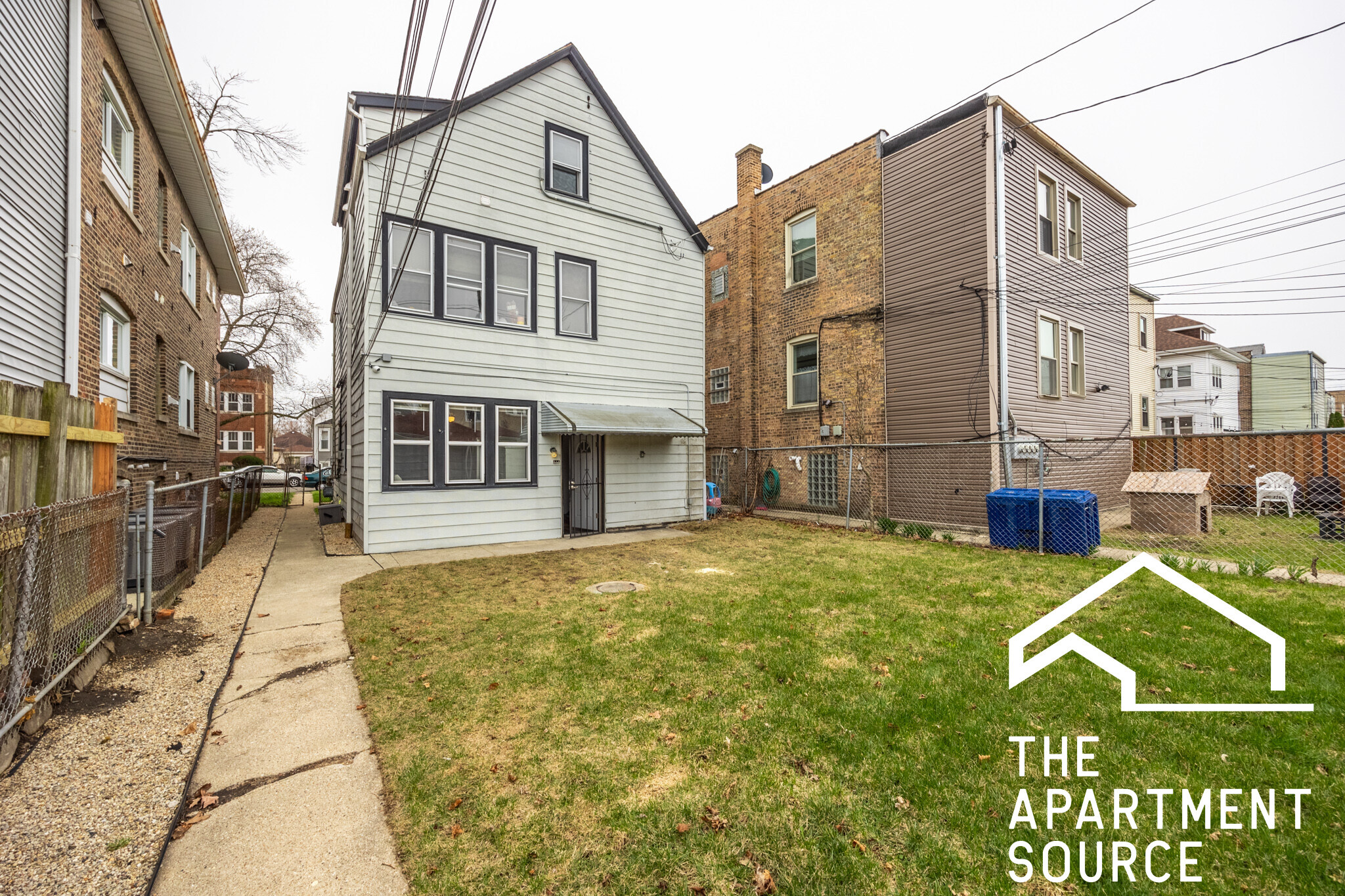 Building Photo - 5128 W Henderson St