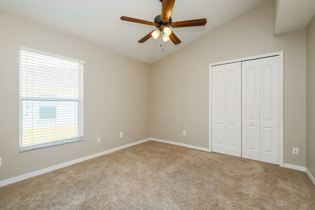 Building Photo - 13532 Fladgate Mark Dr