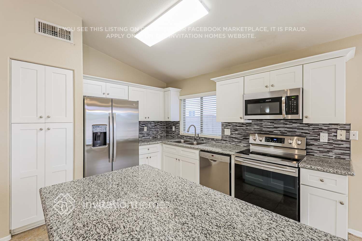 Building Photo - 13391 W Ironwood St