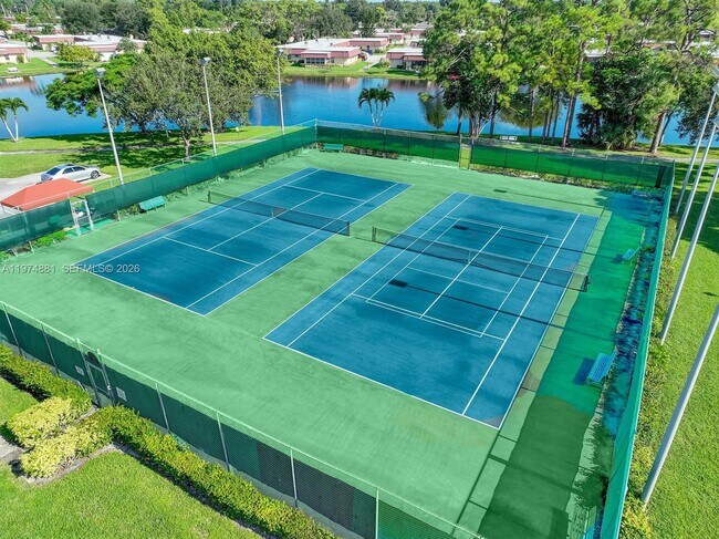 Building Photo - 405 Bennington Ln