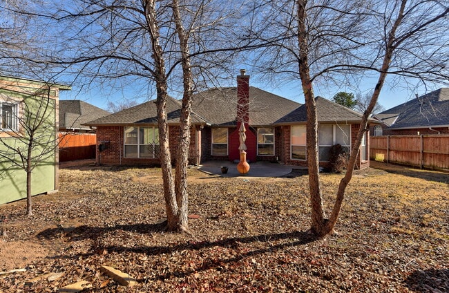 Building Photo - 2908 Glasgow Dr