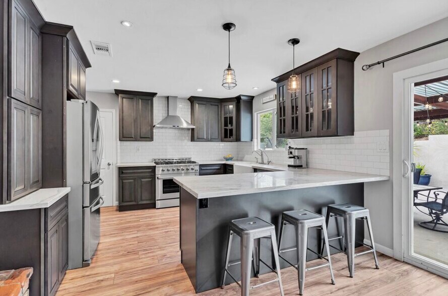 Building Photo - 9235 Camino Paz Ln