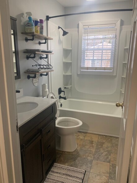 Building Photo - 1405 19th St