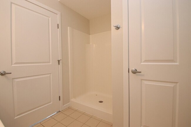 Building Photo - 175 Cottage St