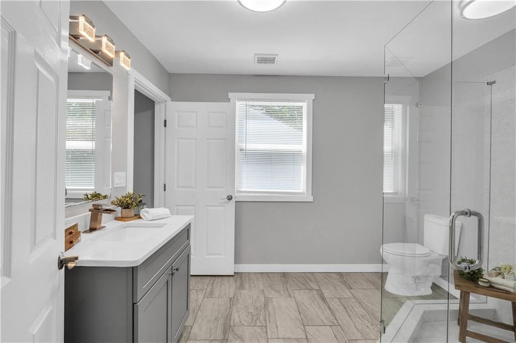 Building Photo - 3910 Clairmont Rd